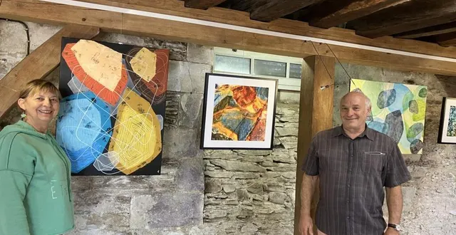 photo  les artistes questionnent la minéralité à travers cette exposition.  &copy;  co 