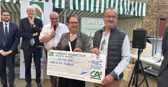 photo  bertrand le cornec tenait à remercier les silléens d’avoir permis sa réussite personnelle.  &copy;  le maine libre 