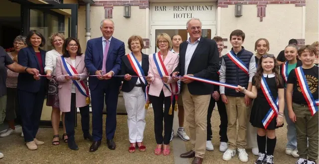 photo  les élus ont enchaîné trois inaugurations samedi après-midi.  &copy;  ouest-france 