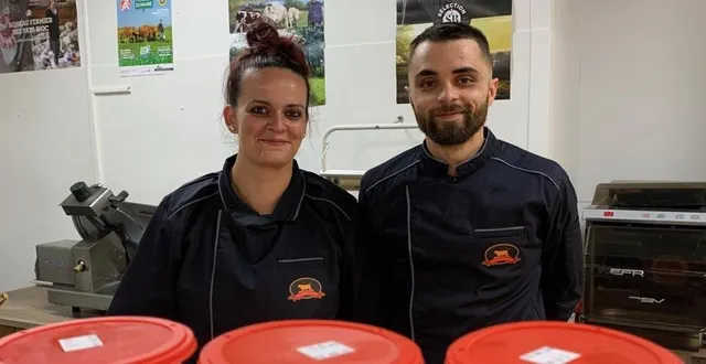 photo  julie et théo verneau ont repris la boucherie-charcuterie en y ajoutant un service traiteur.  &copy;  ouest-france 