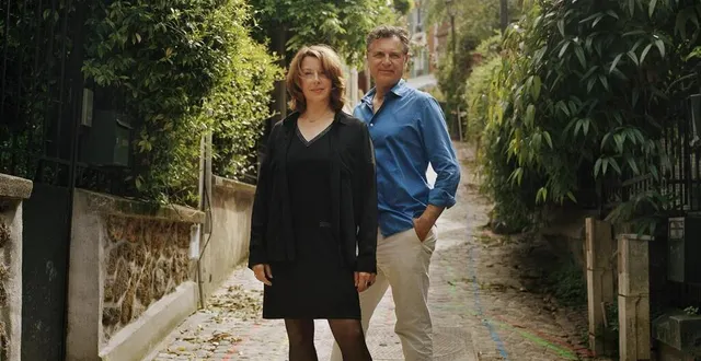 photo  catel muller, auteure de bandes dessinées et illustratrice française, et josé-louis bocquet, auteur de bandes dessinées et écrivain, photographiés à paris le 28 mai 2021.  &copy;  photo mathieu zazzo 