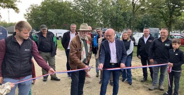photo  saint-georges-sur-loire a renoué avec sa foire de la voiture d’occasion le week-end dernier.  &copy;  co 