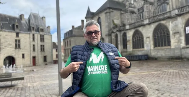 photo  christophe decker, 53 ans, vit avec la mucoviscidose depuis l’adolescence.  &copy;  ouest-france 