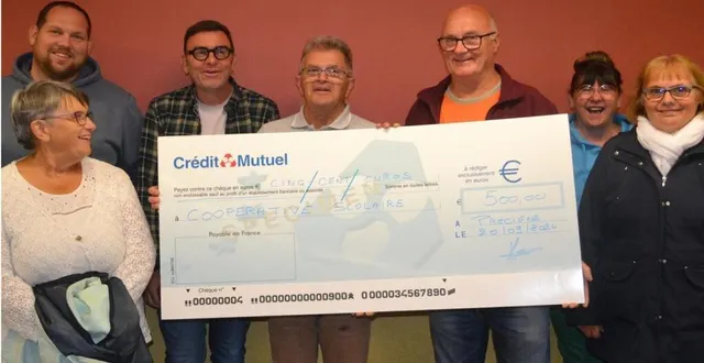 photo  la générosité de l’amicale de l’école publique va faire des heureux chez les petits élèves de maternelle.  &copy;  le maine libre 