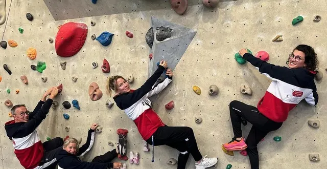 photo  les quatre enseignants d’eps organisent beaucoup de séances groupées et se retrouvent chaque mercredi après-midi avec une centaine d’élèves volontaires dans le cadre de l’association sportive.  &copy;  le maine libre 