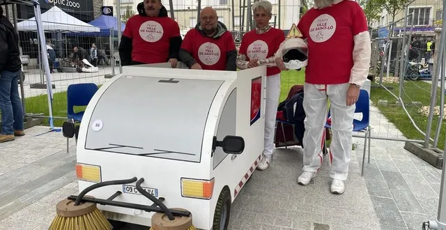 photo  la « balayeuse yobéro » des agents de la ville de saint-lô (manche) a fait sensation, ce dimanche 29 septembre 2024 dans son paddock, avant le départ des courses de caisses à savon organisées par saint-lôve animations.  &copy;  ouest-france 