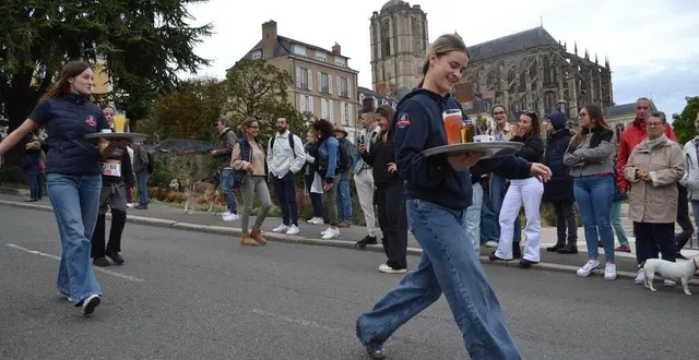 photo  la 3e édition de la course des filles et garçons de café, organisée par l’umih 72, s’est tenue ce dimanche 29 septembre 2024, au mans.  &copy;  ouest-france 