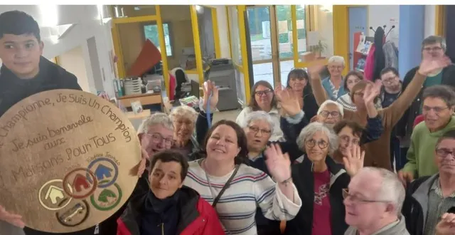 photo  un apéritif de rentrée leur était offert mercredi dernier.  &copy;  le maine libre 