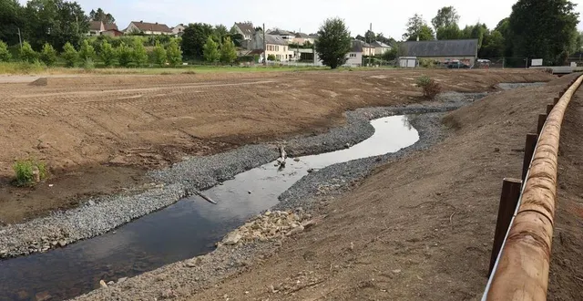 photo  derrière la gare de flers, le ruisseau du plancaïon.  &copy;  flers agglo 