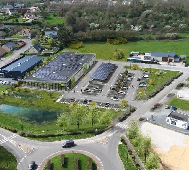 photo le nouveau magasin lidl propose une surface de vente de 1 400 m2 et 102 places de stationnement.  ©  lidl