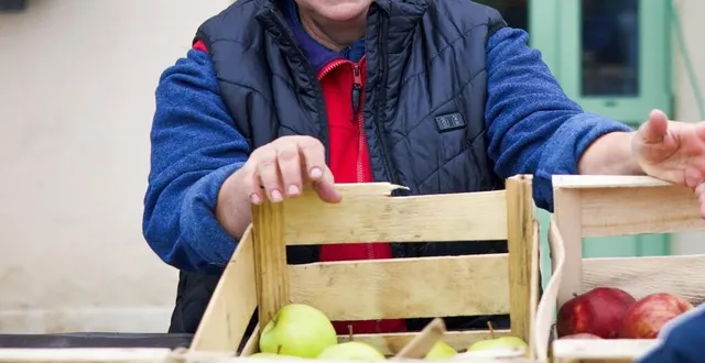 photo  corinne taudon conseille chaque client avec simplicité et naturel.  &copy;  ouest-france 