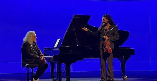 photo  au festival baroque de sablé-sur-sarthe, le pianiste yvan cassar et le violoniste nemanja radulovic ont pris plaisir à jouer en duo pour la première fois, samedi 24 août 2024.  &copy;  archives le maine libre 