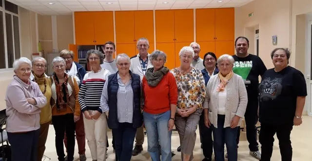 photo  la chorale de loué compte actuellement une vingtaine de choristes.   &copy;  le maine libre 