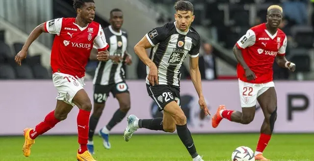 photo  zinedine ferhat (angers sco).  &copy;  mathieu pattier / ouest france 