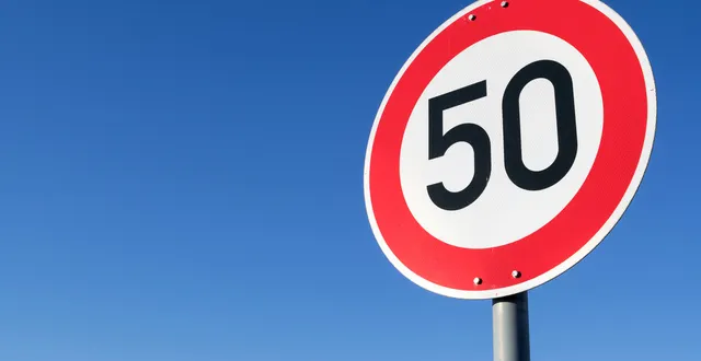 photo faut-il généraliser la limitation de vitesse à 50 km/h à l'ensemble des périphériques et rocades ? &copy; adobe stock / par björn wylezich