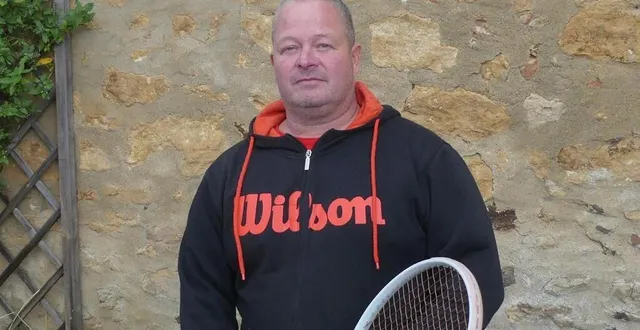 photo  david laussot est professeur de tennis et de golf, coach sportif et mental.  &copy;  le maine libre 