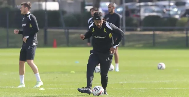 photo  loïs diony.  &copy;  philippe naudin 