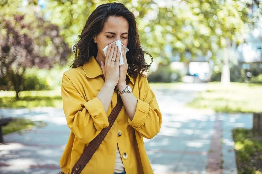 Comment faire la différence entre un virus et une allergie quand on a le nez qui coule ? Lens