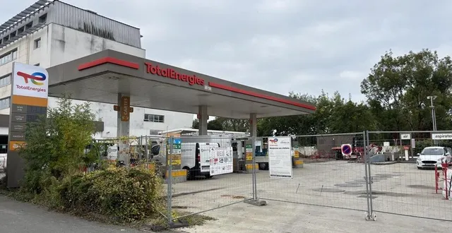 photo  la station total access, située boulevard demorieux, au mans, est fermée depuis plusieurs mois. elle va accueillir des bornes de recharge pour les véhicules électriques.  &copy;  ouest-france 