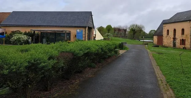 photo  moulinsart sera le lieu de départ de la spay’ciale val de sarthe le 13 octobre.  &copy;  ouest-france. 