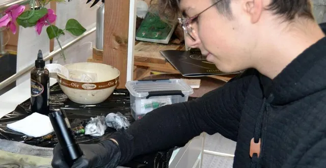 photo  sacha a trouvé là le moyen de perpétrer son amour du dessin.  &copy;  le mainelibre 