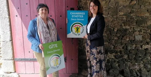 photo  sylvie vrignault, présidente de l’association des gîtes de france des deux-sèvres et julie morin, directrice.  &copy;  archives co 