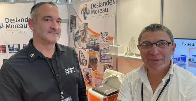 photo  xavier moreau et serge deslandes, dirigeants associés de la société vendéenne deslandes moreau au salon de l’industrie du grand ouest.  &copy;  ouest-france 