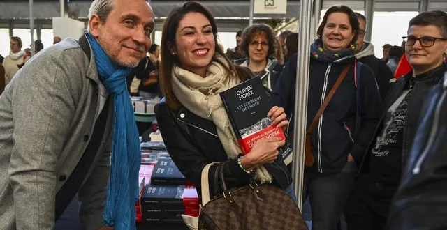 photo  après l’obtention du prix « le mans - antoine de saint-exupéry », olivier norek a rencontré ses lecteurs lors du salon « faites lire ! ».  &copy;  denis lambert 