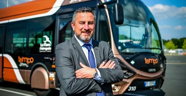 photo  arnaud demailly, 48 ans, est le nouveau directeur de la setram.  &copy;  photo le maine libre – yvon loué 