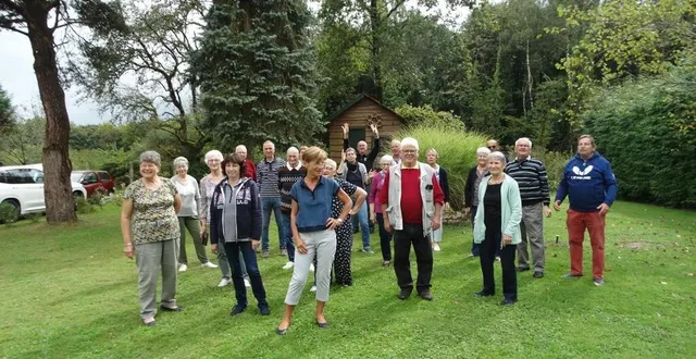 photo  pendant ces retrouvailles, quatre petits-enfants d’andré tallet étaient présents (jean, bernadette, colette et alain) ainsi que neuf enfants de robert doléans (suzanne, thérèse, jeanine, yves, bernard, monique, guy, michel et marylène).  &copy;  ouest-france 
