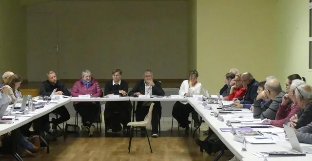 photo  les élus du conseil communautaire se réuniront désormais le 24 octobre à montaillé.   &copy;  le maine libre 