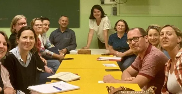 photo  un bureau prêt à œuvrer pour les enfants.  &copy;  le maine libre 