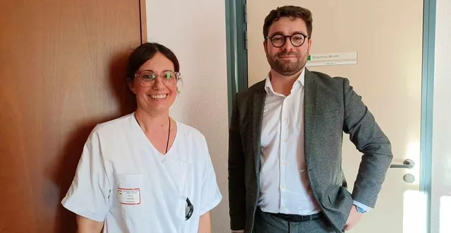 photo  virginie, infirmière en ehpad, et louis berthelot, directeur délégué du centre hospitalier.  &copy;  ouest-france 