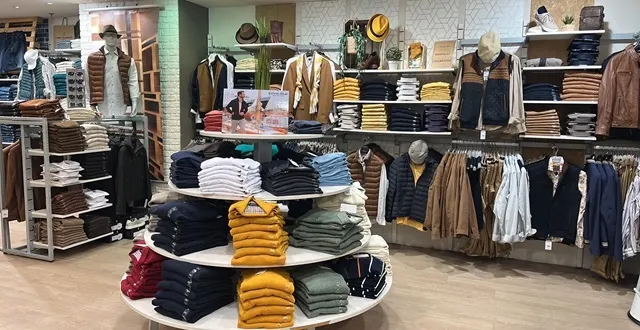 photo au mans, la mode masculine est chez terre d'hommes