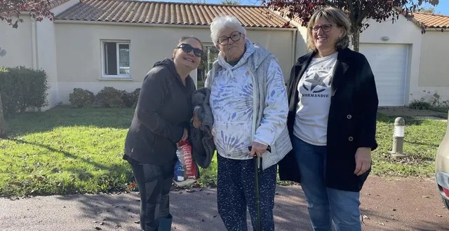 photo  joëlle colinet et denise saby, auxiliaires de vie, entourent simone salaün, une habitante de la résidence senior de saint-brevin-les-pins.  &copy;  ouest-france 
