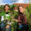 photo  bérengère hamon et alexandra pelletier ont associé leurs produits à l’occasion de l’événement manceau « entre cours et jardins ». 