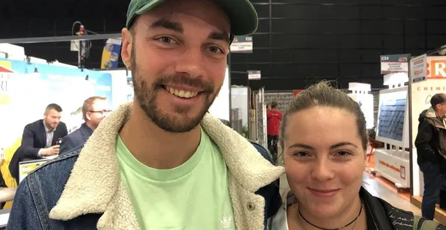 photo  guillaume legault et camille lecerf au salon de l’habitat d’alençon le 11 octobre 2024.  &copy;  ouest-france 