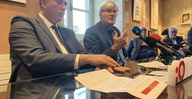 photo  thierry cozic, sénateur socialiste de la sarthe, et stéphane le foll, maire du mans et président de le mans métropole (ps).  &copy;  ouest-france 