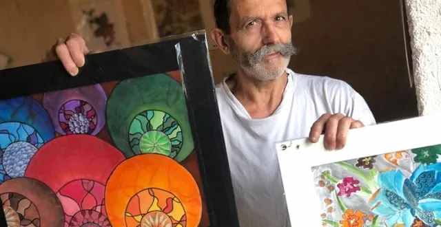 photo  boulanger bio depuis cinq ans, gérard chevallier expose pour la première fois ses dessins au festival les chemins en couleurs, qui se poursuit ce dimanche, de 10h à 18h, à malicorne-sur-sarthe.  &copy;  ouest-france 