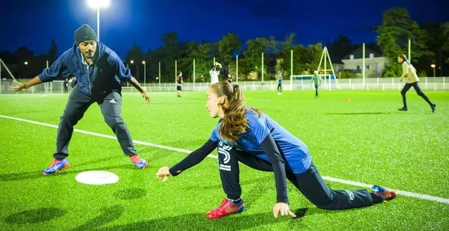 photo  les manchots 72 disputent les championnats du monde des clubs de beach ultimate à portimao (portugal), du 14 au 19 octobre 2024.  &copy;  dominique breugnot 