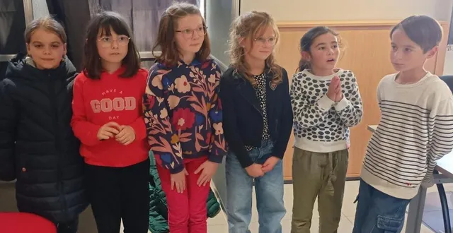 photo  six nouveaux élus intègrent le conseil municipal jeunes.  &copy;  ouest-france 