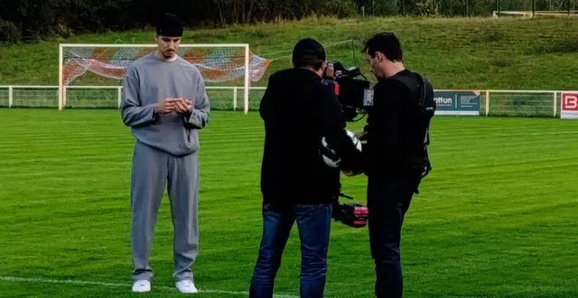 photo  le rappeur manceau allebou en plein tournage.  &copy;  le maine libre 