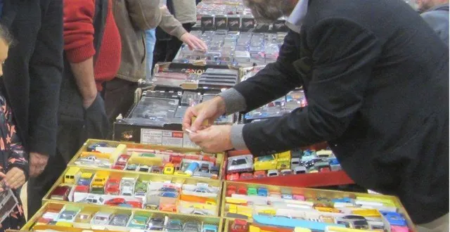 photo  les voitures en miniature, une passion qui réunit petits et grands.  &copy;  archives ouest-france 