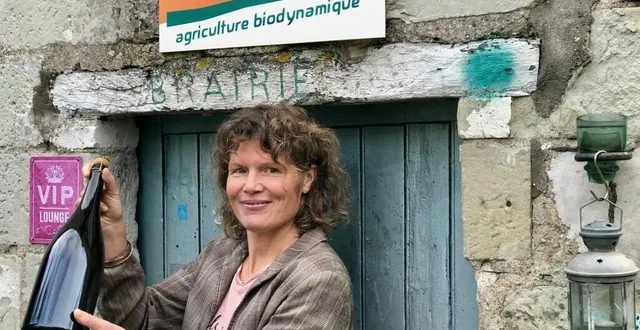 photo  rochefort-sur-loire, le 10 octobre 2024. liv vincendeau va désormais consacrer son temps à élever et à vendre ses 30 000 dernières bouteilles de crémant.  &copy;  co 