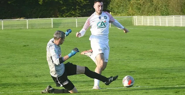photo  la suze-roëzé va recevoir saumur au 6e tour de la coupe de france, pas une mince affaire…  &copy;  le maine libre 