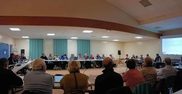 photo  les délégués communautaires étaient réunis en séance publique, lundi 14 octobre.  &copy;  ouest-france 