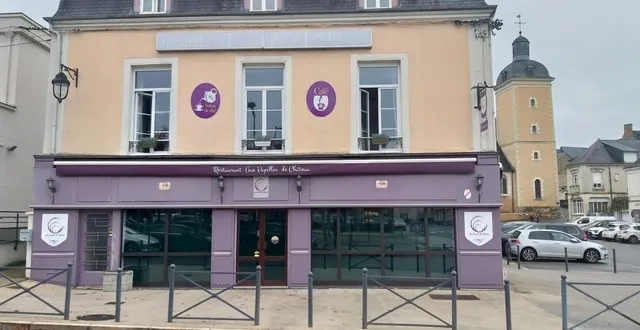 photo  le restaurant aux papilles de château ouvre après deux années de fermeture.  &copy;  le maine libre 