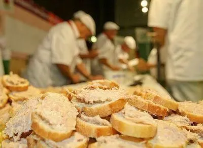 photo  un salon de la gastronomie est organisé ce samedi 19 octobre 2024 à la flèche, avec des ateliers cuisine, une table ronde, un spectacle culinaire…  &copy;  le maine libre / yvon loué 