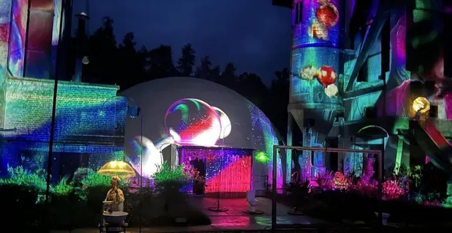 photo  pour cet automne, la citadelle des anges poursuit son programme culturel et propose plusieurs rendez-vous entre concerts, soirée spectacle ou une rencontre avec des vampires.  &copy;  citadelle des anges 