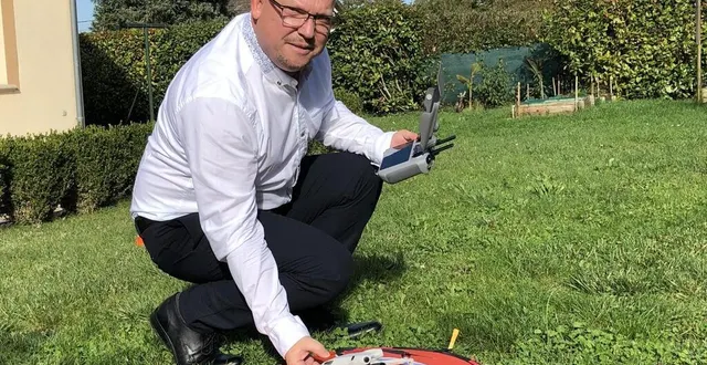 photo  eddie douilly vient de s’installer à crosmières, près de la flèche (sarthe) comme photographe professionnel, notamment spécialisé dans la photo aérienne prise avec un drone.  &copy;  ouest-france 